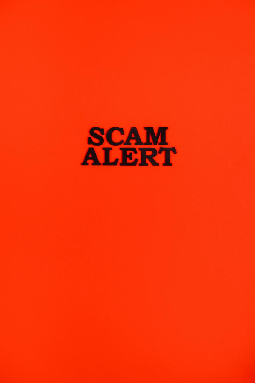 How to Avoid Job Scams in the UAE – Red Flags to Watch For