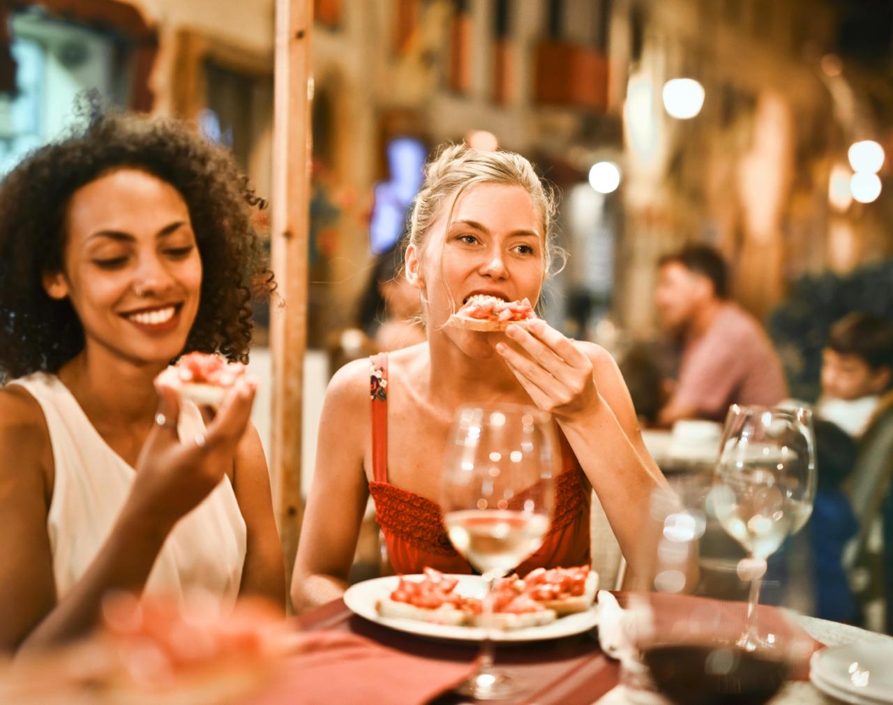 Pro Tips Food expenses-Saving Guide for Job Seekers in the UAE