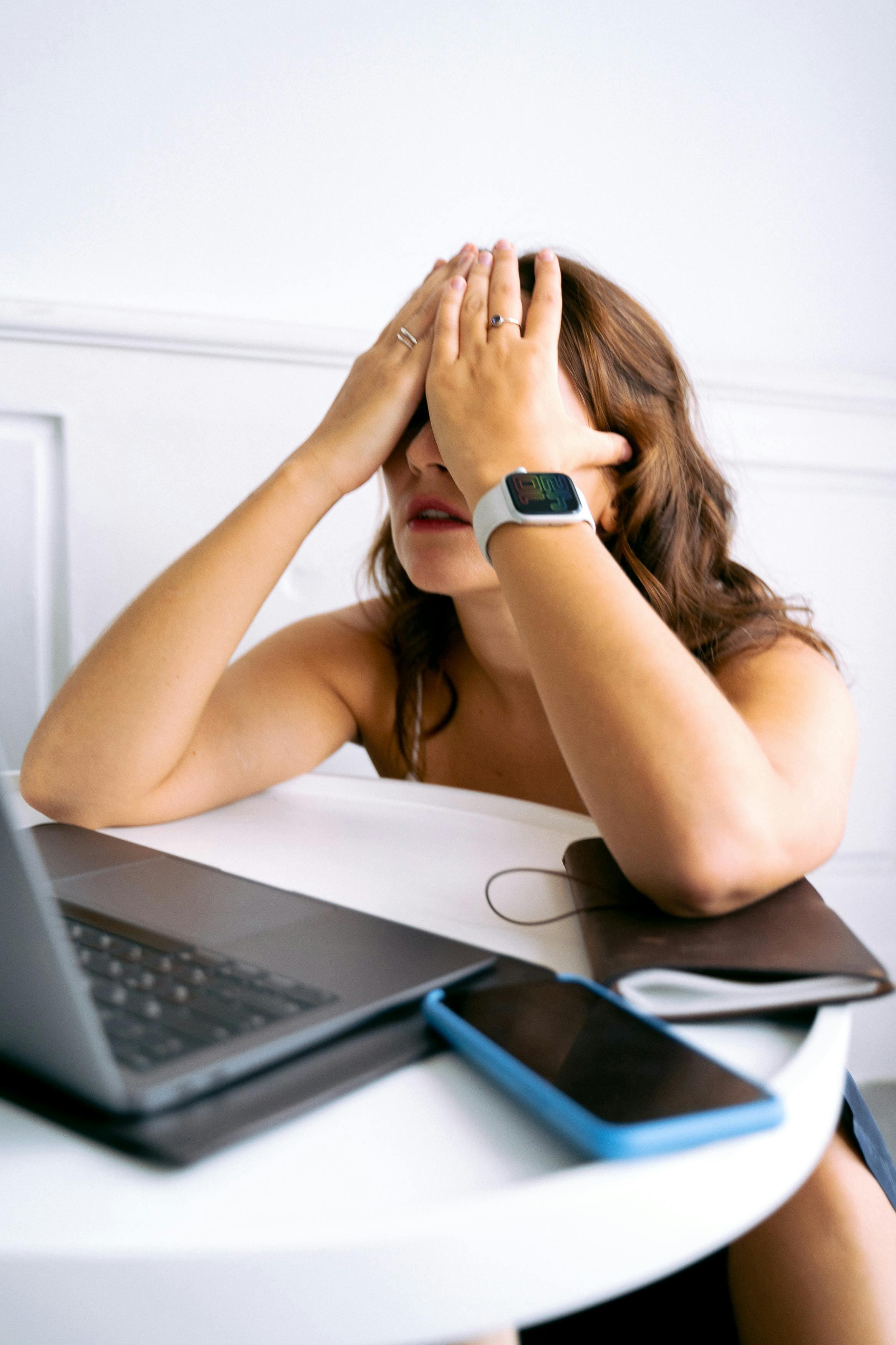 REVEALED: Why Recruiters Are IGNORING Your Job Applications (And How To Fix It TODAY)